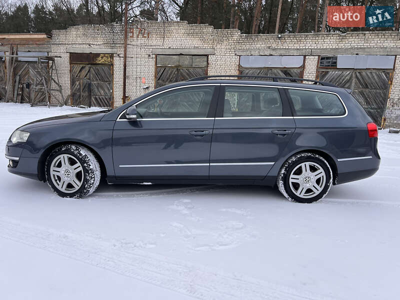 Универсал Volkswagen Passat 2009 в Луцке