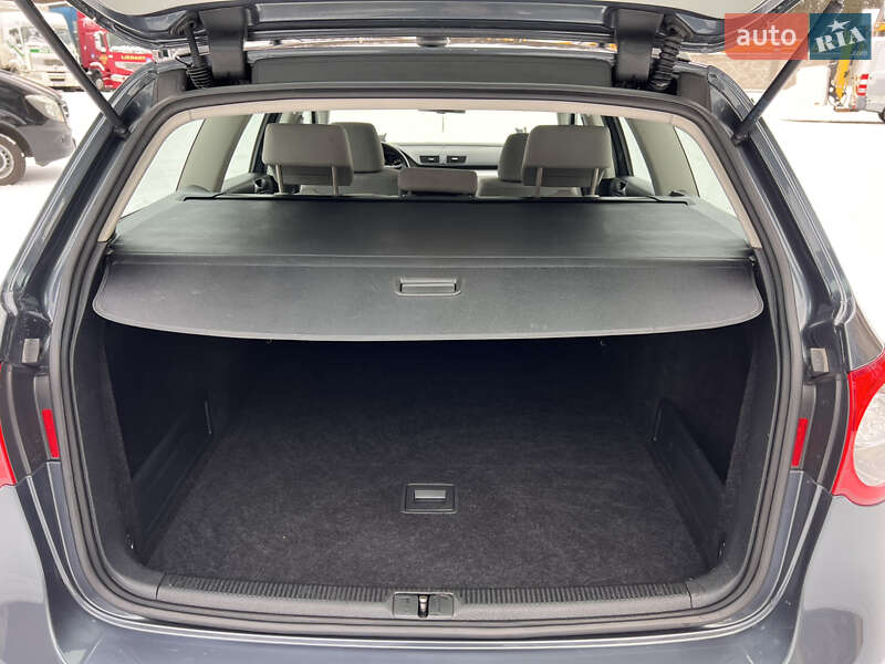 Универсал Volkswagen Passat 2009 в Луцке