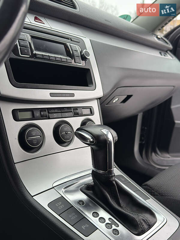 Универсал Volkswagen Passat 2010 в Белой Церкви