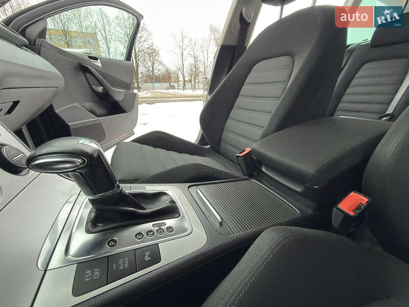 Универсал Volkswagen Passat 2010 в Белой Церкви