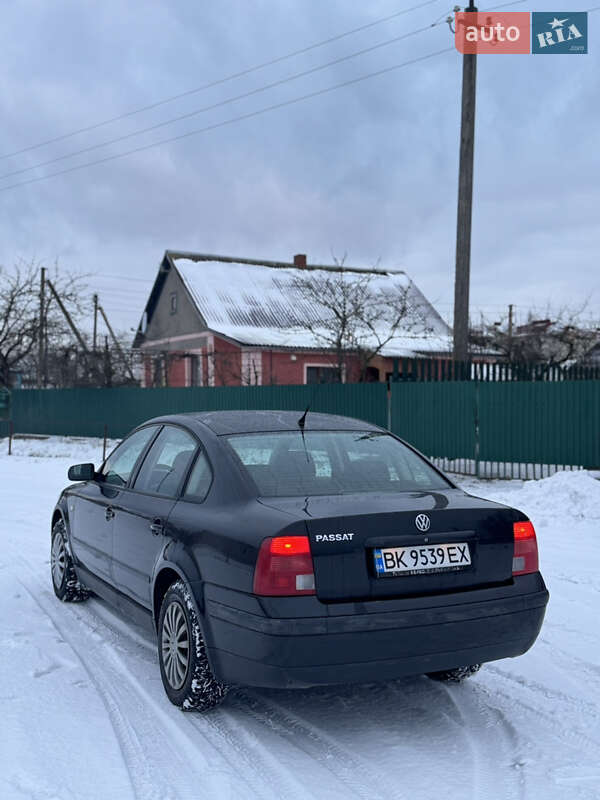 Седан Volkswagen Passat 1998 в Зарічному фото 9 Седан Volkswagen Passat 1998 в Зарічному