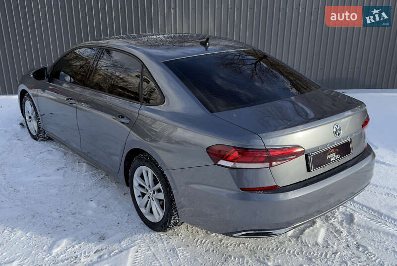 Седан Volkswagen Passat 2020 в Ивано-Франковске