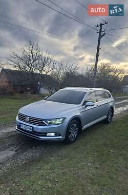 Універсал Volkswagen Passat 2014 в Білики