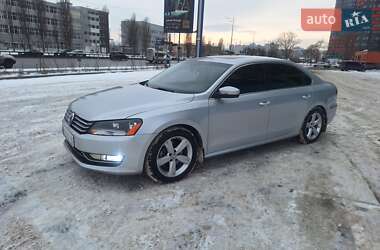 Седан Volkswagen Passat 2013 в Києві