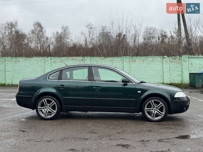 Седан Volkswagen Passat 2001 в Дубно