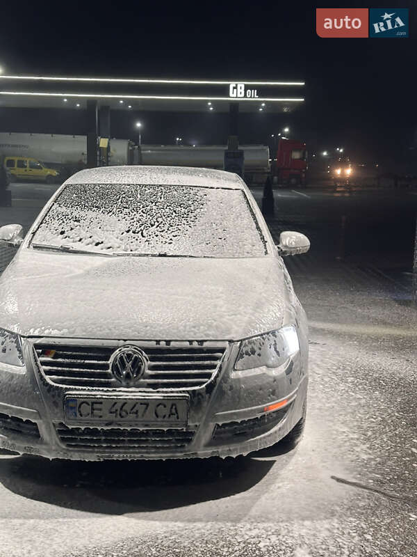 Седан Volkswagen Passat 2005 в Черновцах