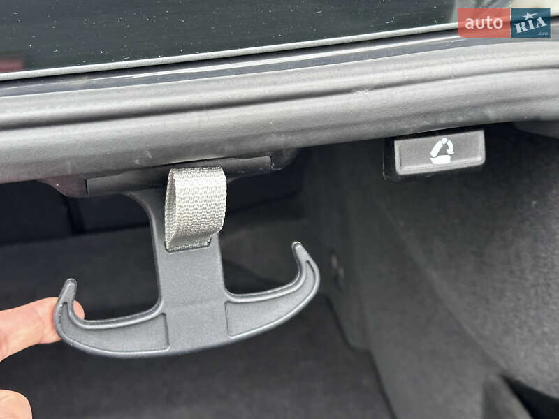 Седан Volkswagen Passat 2020 в Ужгороді