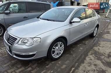 Седан Volkswagen Passat 2006 в Черновцах