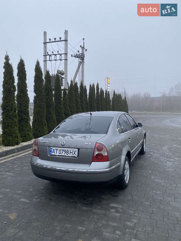 Седан Volkswagen Passat 2003 в Надворной