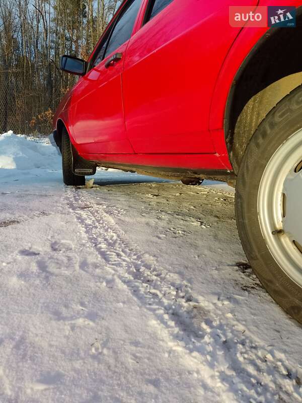 Универсал Volkswagen Passat 1987 в Житомире