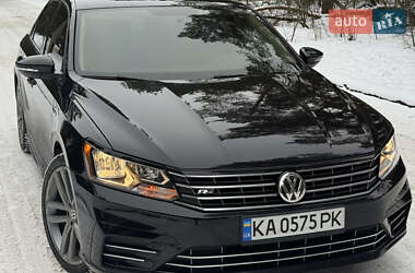 Седан Volkswagen Passat 2018 в Киеве