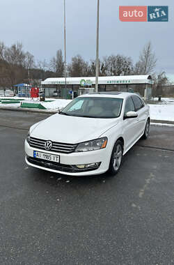 Седан Volkswagen Passat 2012 в Обухові