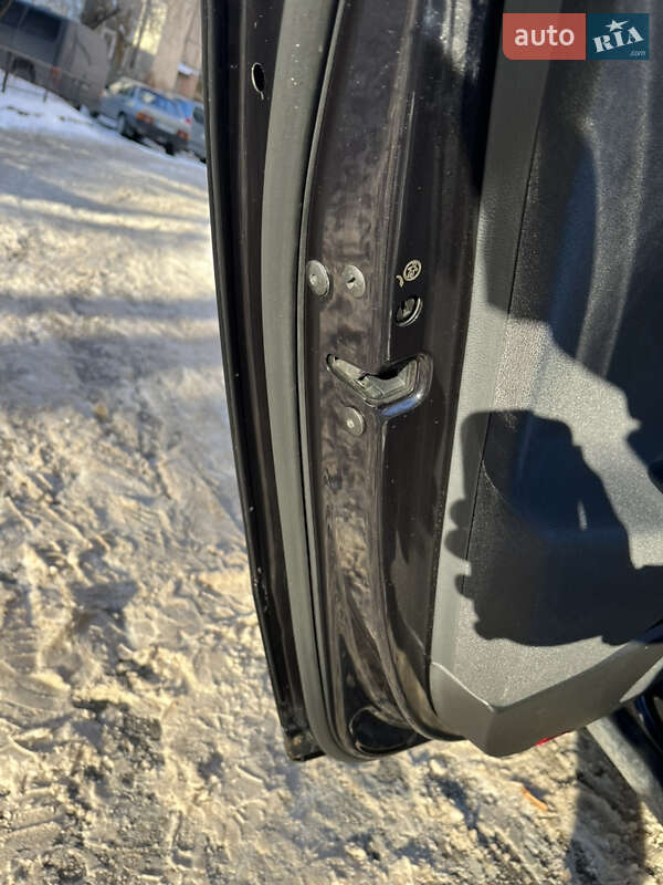 Седан Volkswagen Passat 2009 в Тернополе