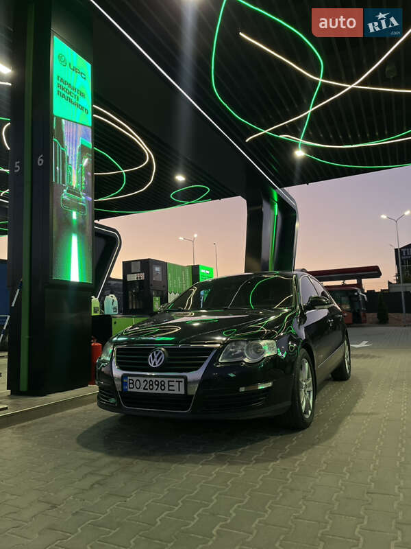 Седан Volkswagen Passat 2009 в Тернополе