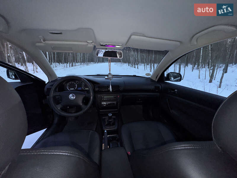 Універсал Volkswagen Passat 2002 в Радомишлі фото 24 Універсал Volkswagen Passat 2002 в Радомишлі