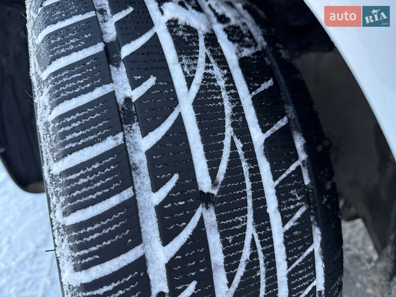 Універсал Volkswagen Passat 2003 в Тернополі