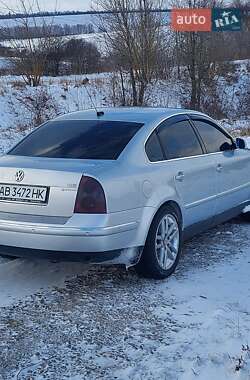 Седан Volkswagen Passat 2001 в Бару