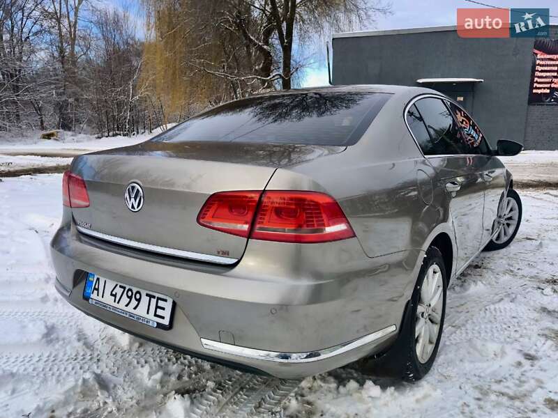 Седан Volkswagen Passat 2012 в Днепре