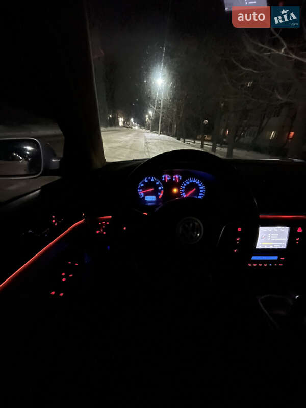 Универсал Volkswagen Passat 1999 в Кропивницком