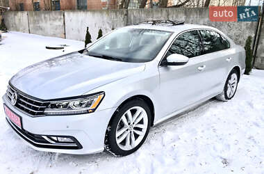 Седан Volkswagen Passat 2018 в Рівному