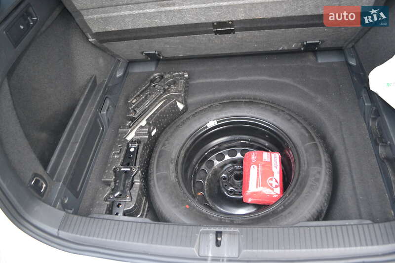 Универсал Volkswagen Passat 2016 в Николаеве