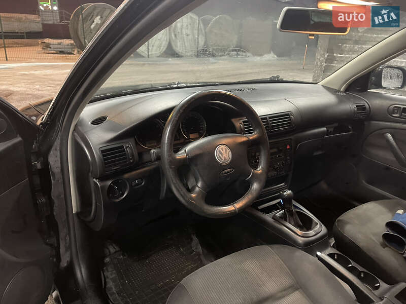 Универсал Volkswagen Passat 2003 в Киеве фото 6 Универсал Volkswagen Passat 2003 в Киеве