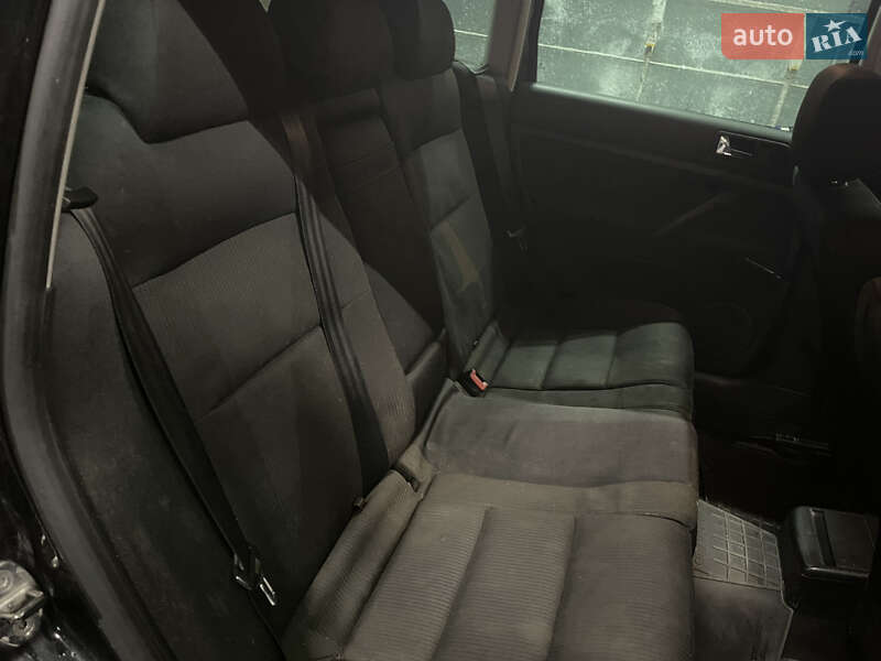 Универсал Volkswagen Passat 2003 в Киеве фото 7 Универсал Volkswagen Passat 2003 в Киеве