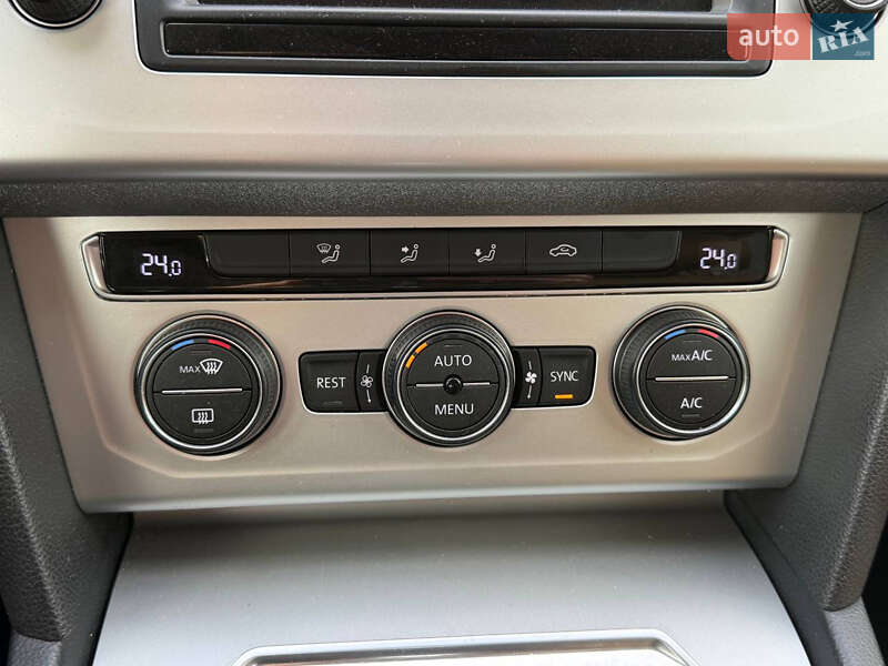 Универсал Volkswagen Passat 2015 в Стрые фото 56 Универсал Volkswagen Passat 2015 в Стрые