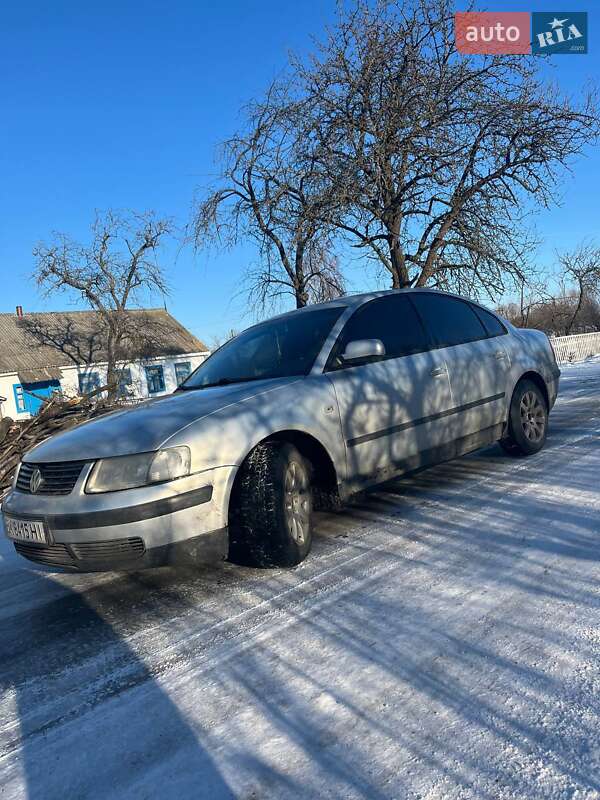 Седан Volkswagen Passat 1997 в Барановке