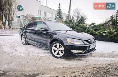 Седан Volkswagen Passat 2013 в Києві