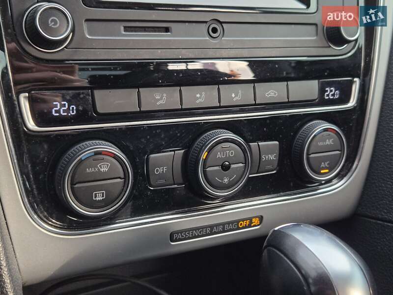 Седан Volkswagen Passat 2017 в Киеве фото 26 Седан Volkswagen Passat 2017 в Киеве