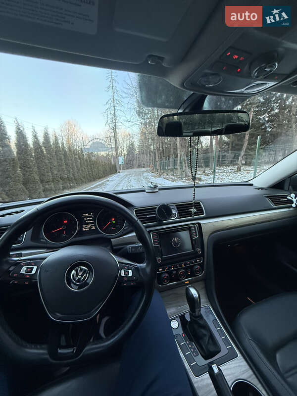 Седан Volkswagen Passat 2016 в Трускавці