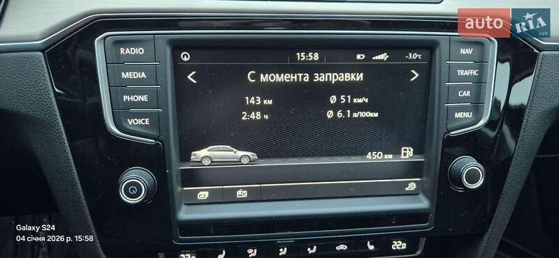 Седан Volkswagen Passat 2015 в Киеве