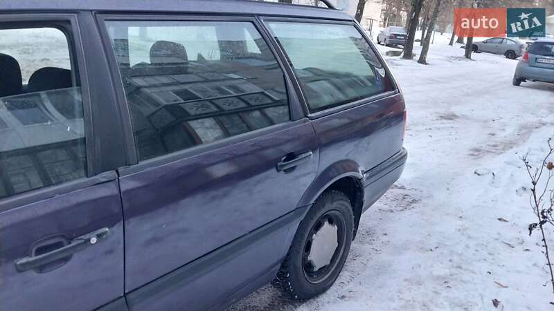 Універсал Volkswagen Passat 1996 в Славуті
