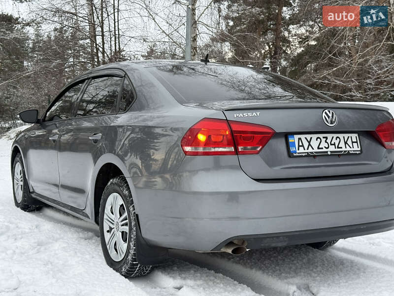 Седан Volkswagen Passat 2013 в Харкові