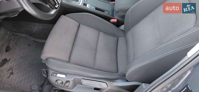 Універсал Volkswagen Passat 2017 в Новому Розділі