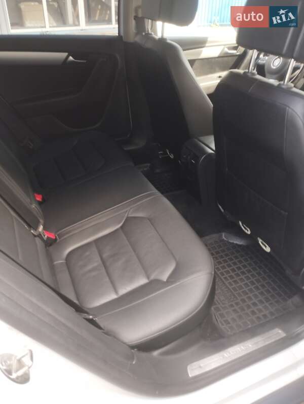 Универсал Volkswagen Passat 2014 в Житомире