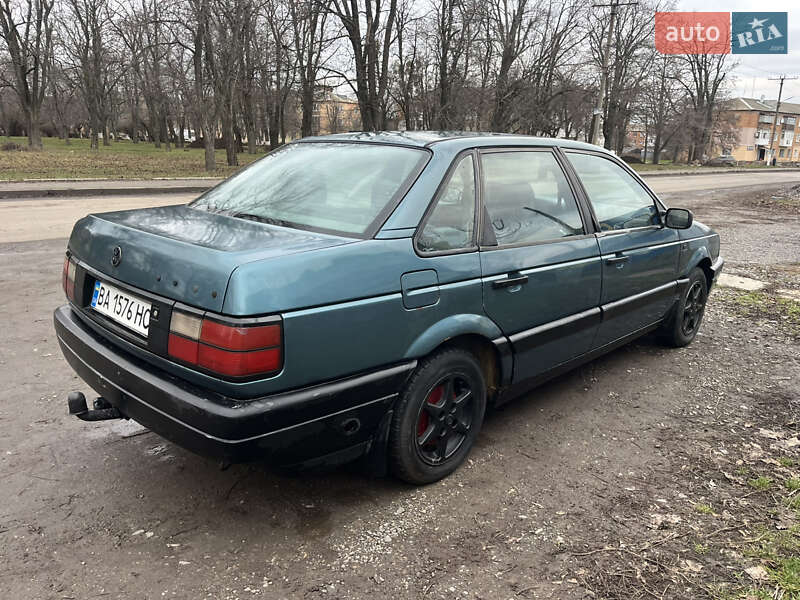 Седан Volkswagen Passat 1989 в Знам'янці