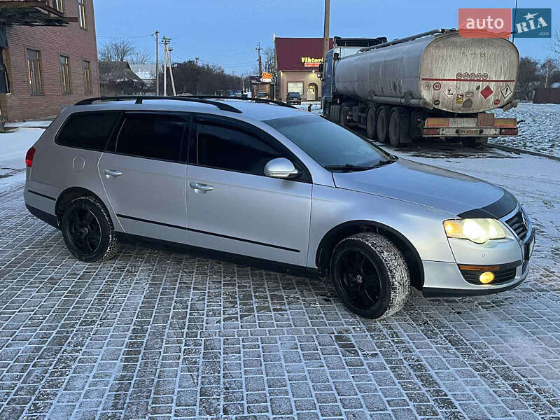 Универсал Volkswagen Passat 2006 в Теофиполе