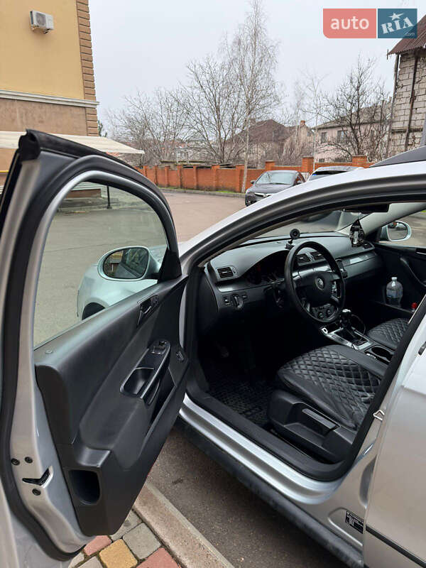 Універсал Volkswagen Passat 2008 в Одесі