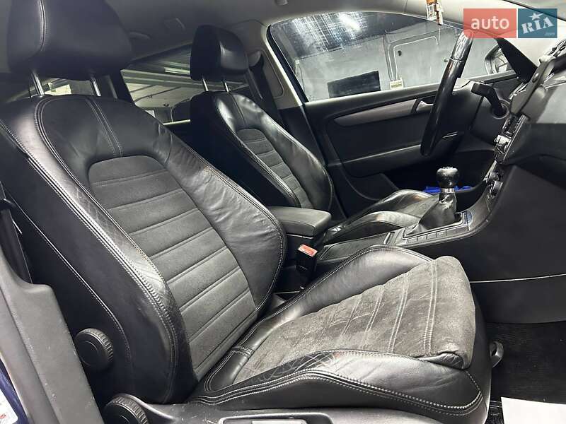 Универсал Volkswagen Passat 2012 в Черновцах