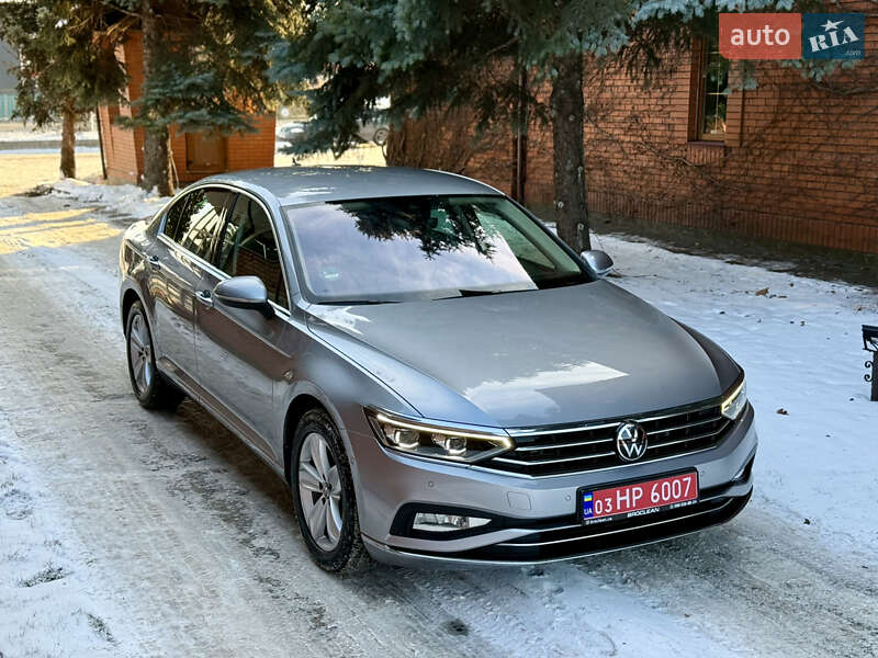 Седан Volkswagen Passat 2022 в Броварах фото 10 Седан Volkswagen Passat 2022 в Броварах