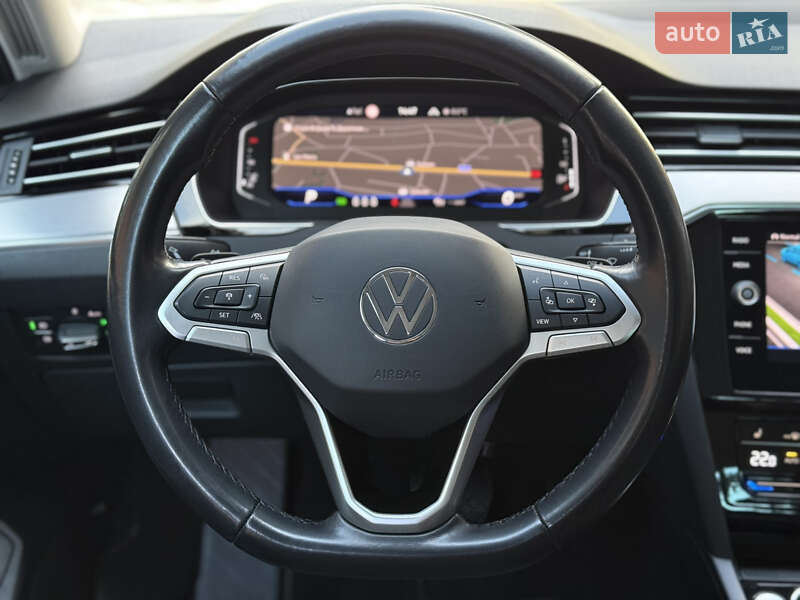 Седан Volkswagen Passat 2022 в Броварах фото 27 Седан Volkswagen Passat 2022 в Броварах