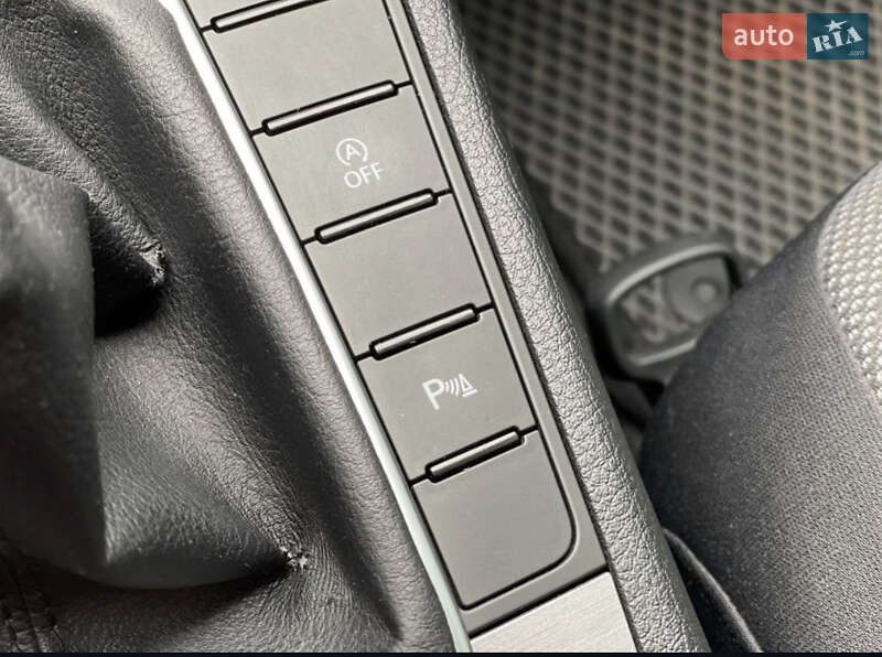 Универсал Volkswagen Passat 2011 в Кривом Роге