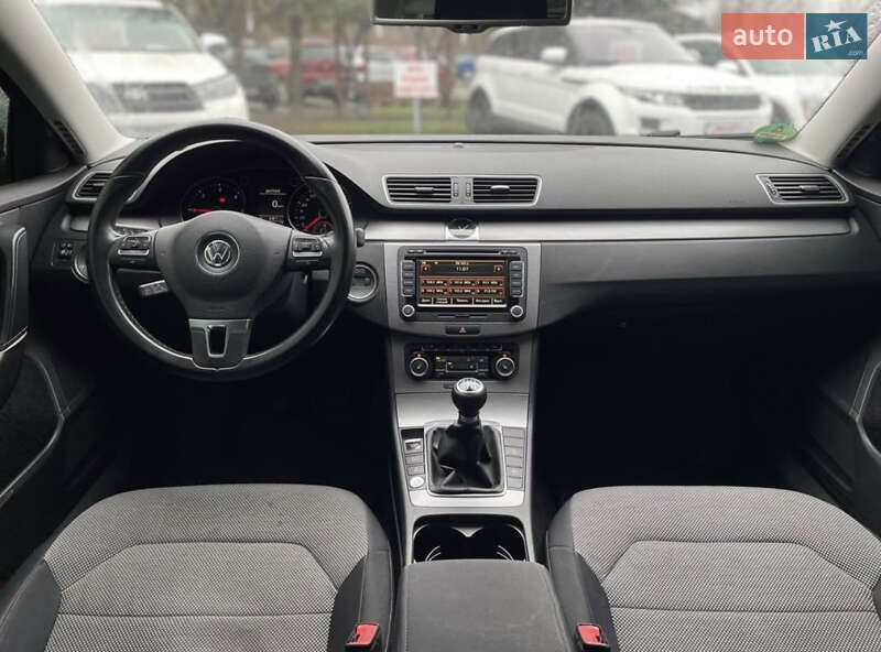 Универсал Volkswagen Passat 2011 в Кривом Роге