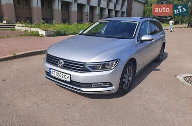 Універсал Volkswagen Passat 2015 в Снятині