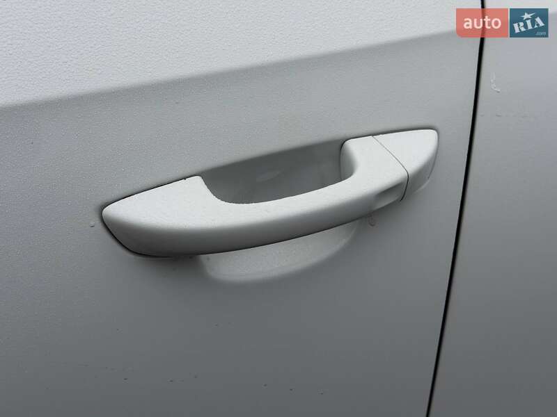 Седан Volkswagen Passat 2016 в Кривом Роге