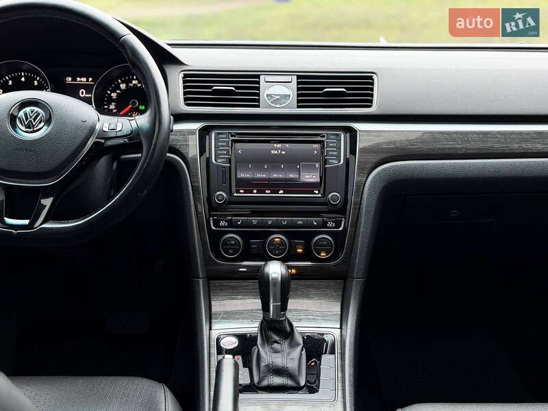 Седан Volkswagen Passat 2016 в Кривом Роге