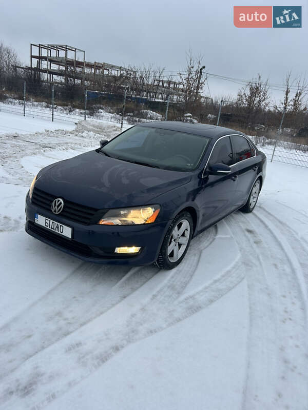 Седан Volkswagen Passat 2012 в Киеве фото 4 Седан Volkswagen Passat 2012 в Киеве