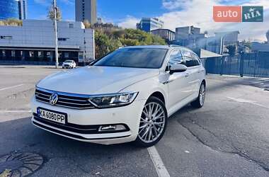 Универсал Volkswagen Passat 2018 в Киеве
